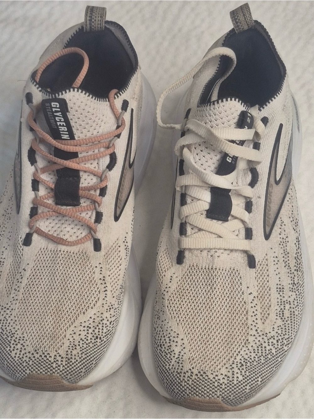 Brooks Glycerin Knit Men’s Athletic Shoes — White with Black and Tan Accents